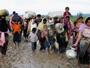 Καταφύγιο στο Μπανγκλαντές έχουν ζητήσει σχεδόν 90.000 Ροχίνγκια (βίντεο)